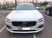 Bán Volvo S90 Inscription đã qua sử dụng chính hãng, màu trắng ngọc trai, nội thất da bò, sản xuất năm 2016