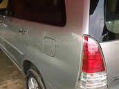 Bán Toyota Innova J đời 2010, màu bạc