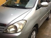 Bán Toyota Innova J đời 2010, màu bạc