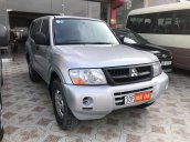 Cần bán Mitsubishi Pajero 3.0 đời 2005, màu bạc