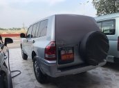 Cần bán Mitsubishi Pajero 3.0 đời 2005, màu bạc