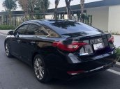 Bán Hyundai Sonata sản xuất 2015, màu đen đẹp như mới 