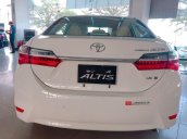 Bán Toyota Corolla Altis 2019, màu trắng, giá chỉ 761 triệu