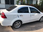 Cần bán Chevrolet Aveo sản xuất 2017, màu trắng, nhập khẩu