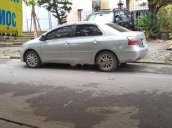 Chính chủ bán xe Toyota Vios đời 2011, màu bạc