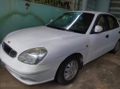 Bán Daewoo Nubira đời 2000, màu trắng, số sàn, xe giấy tờ đăng kiểm đầy đủ, máy móc êm