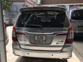 Bán Toyota Innova 2.0E màu bạc, số sàn, sản xuất 2015, gốc Sài Gòn xe đẹp