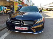 Cần bán xe Mercedes C300 AMG đời 2017, màu xanh Cavansite xe cực đẹp