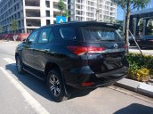 Bán Toyota Fortuner 2.4G AT 2019 xe giao ngay, ưu đãi sốc: Giảm tiền mặt + BHVC + PK chính hãng, LH 0901260368