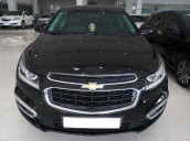 Bán xe Chevrolet Cruze LTZ 1.8AT đời 2017, màu đen, xe đẹp