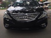 Cần bán Hyundai Sonata năm sản xuất 2011, màu đen, nhập khẩu Hàn Quốc  