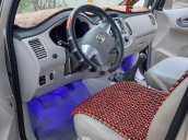 Cần bán gấp Toyota Innova sản xuất 2016, màu nâu, nhập khẩu nguyên chiếc