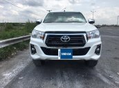 Bán Toyota Hilux 2.4AT, đã qua sử dụng đăng ký tháng 4. 2019, trả góp lãi suất ưu đãi