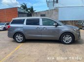 Bán Kia Sedona Luxury D đời 2019, màu xám