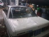 Cần bán lại xe Nissan Bluebird sản xuất 1982, màu trắng