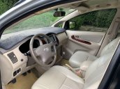 Gia đình bán xe Toyota Innova G 2006, form mới 2009, màu bạc
