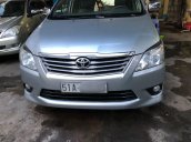 Bán ô tô Toyota Innova 2.0GAT màu bạc, ít sử dụng, giá 590 triệu đồng