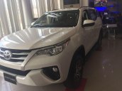 Cần bán Toyota Fortuner đời 2019, màu trắng