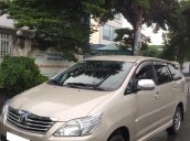 Cần bán Toyota Innova E đời 2013, màu vàng giá cạnh tranh