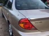 Cần bán Kia Spectra năm sản xuất 2005, màu vàng còn mới