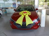 Cần bán Hyundai Elantra 1.6 AT 2019, màu đỏ
