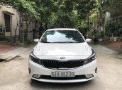 Bán xe Kia Cerato MT sản xuất 2017, màu trắng