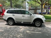 Gia đình cần bán Mitsubishi Pajero 2017, màu trắng