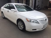 Cần bán xe Toyota Camry LE 2007 màu trắng, nhập Mỹ