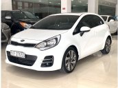 Cần bán xe Kia Rio Hatchback đời 2015, màu trắng, xe nhập