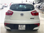 Cần bán xe Kia Rio Hatchback đời 2015, màu trắng, xe nhập