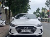 Bán Hyundai Elantra 1.6MT sản xuất năm 2017, màu trắng số sàn