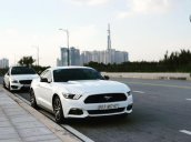 Cần bán lại xe Ford Mustang 2.3 đời 2015, màu trắng, xe nhập