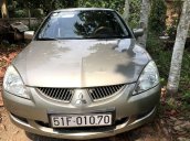 Bán Mitsubishi Lancer năm sản xuất 2005, màu vàng còn mới