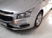 Bán Chevrolet Cruze 1.6LT đời 2017, màu bạc