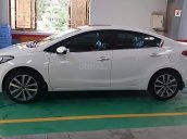 Cần bán Kia K3 2015, màu trắng, giá 555tr