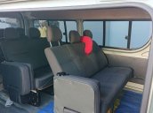 Bán Toyota Hiace năm 2011, màu xanh ngọc