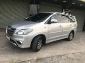 Bán Toyota Innova E năm sản xuất 2015, màu bạc