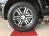 Bán xe Toyota Fortuner 2.4 Diesel MT năm sản xuất 2019, màu đen, 998tr