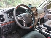 Bán Toyota Land Cruiser VX 4.6 V8 sản xuất 2017, màu đen, nhập khẩu