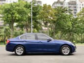 Bán BMW 320i LCI 2016 màu xanh / kem