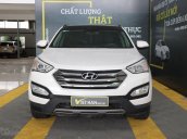 Bán xe Hyundai Santa Fe 2.4AT 4WD năm sản xuất 2015, màu trắng, giá chỉ 846 triệu