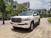 Bán Toyota Land Cruiser đời 2016, màu trắng, nhập khẩu nguyên chiếc, giá 3 tỷ 630 triệu đồng