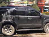 Chính chủ bán Toyota Fortuner năm 2010, màu xám