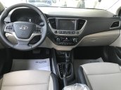 Bán ô tô Hyundai Accent AT bản đặc biệt, năm sản xuất 2019, màu trắng, xe giao ngay