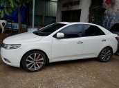 Gia đình bán Kia Forte SX 1.6 MT sản xuất 2013, màu trắng