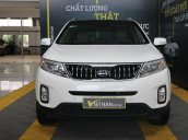 Bán Kia Sorento DATH 2.2AT sản xuất 2017, màu trắng, giá 826tr