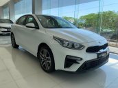 Cần bán xe Kia Cerato 1.6 MT sản xuất 2019, màu trắng, giá tốt