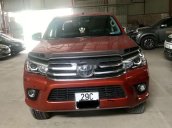 Chính chủ bán Toyota Hilux 2016, màu đỏ, nhập khẩu, số tự động 2 cầu