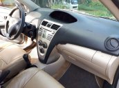 Gia đình bán Toyota Vios. E đời 2009, màu bạc  