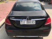 Bán Mercedes E300 sản xuất năm 2018, màu đen  